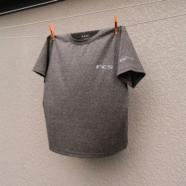 T-shirt UV Surf à manches courtes pour femmes